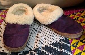 LL Bean 507202 Wicked Good Slippers Purple Sherpa Lined Women's 10 Medium